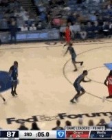 bob半岛体育登录入口-搞笑担当！克雷伊奇最后一攻推进直接跳起传球裁判出界